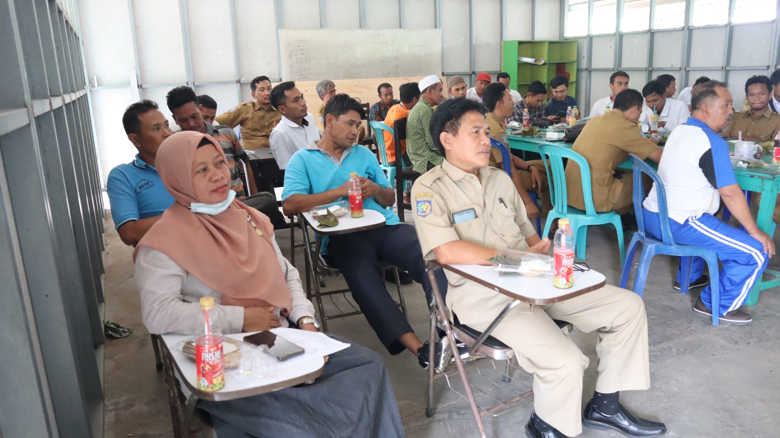 RAPAT ANGGOTA TAHUNAN (RAT) LAPORAN PERTANGGUNG JAWABAN SATU TAHUN KEPENGURUSAN DAN PENGESAHAN PROGRAM KERJA TAHUN BUKU 2023 KOPSYAH ‘’DIMAS MADANI’’ SMA NEGERI 1 KAYANGAN RAPAT ANGGOTA TAHUNAN (RAT) LAPORAN PERTANGGUNG JAWABAN SATU TAHUN KEPENGURUSAN DAN PENGESAHAN PROGRAM KERJA TAHUN BUKU 2023 KOPSYAH ‘’DIMAS MADANI’’ SMA NEGERI 1 KAYANGAN