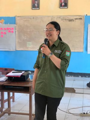 Monica Stasia Maramis, S.Pd.